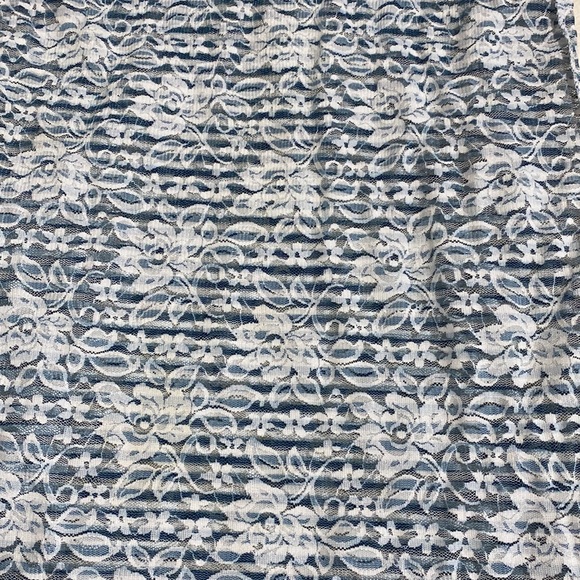 Element!! Dark teal lace, detail tank top - Picture 6 of 9